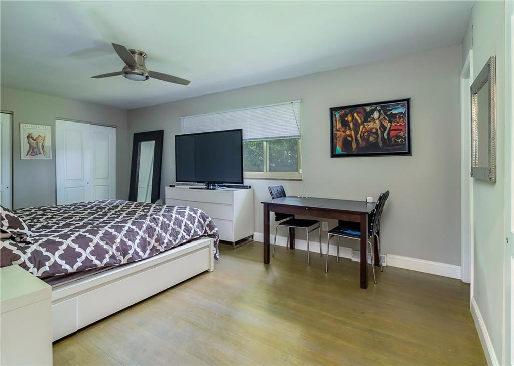 8305 Thompson Road Indianapolis, IN 46239 - Photo 17 of 36 Gallery Image 17