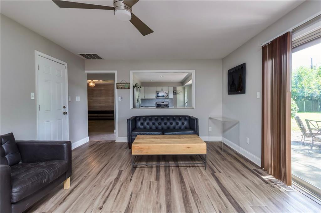 8305 Thompson Road Indianapolis, IN 46239 - Photo 5 of 36 Gallery Image 5