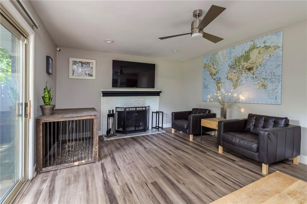 8305 Thompson Road Indianapolis, IN 46239 - Photo 7 of 36 Gallery Image 7