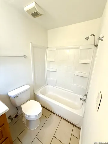 $574 | 2614 Monterey Street, Unit 5, San Antonio, TX 78207