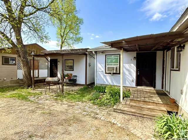 $574 | 2614 Monterey Street, Unit 5, San Antonio, TX 78207