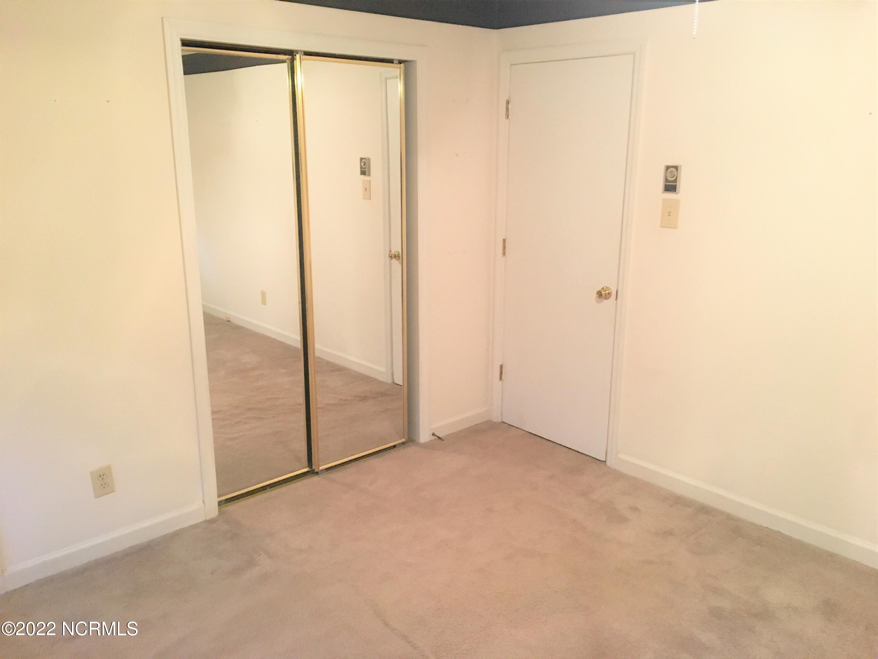 3905 Tower Hill Road Kinston, NC 28501 - Photo 12 of 38 Double Closet-Master