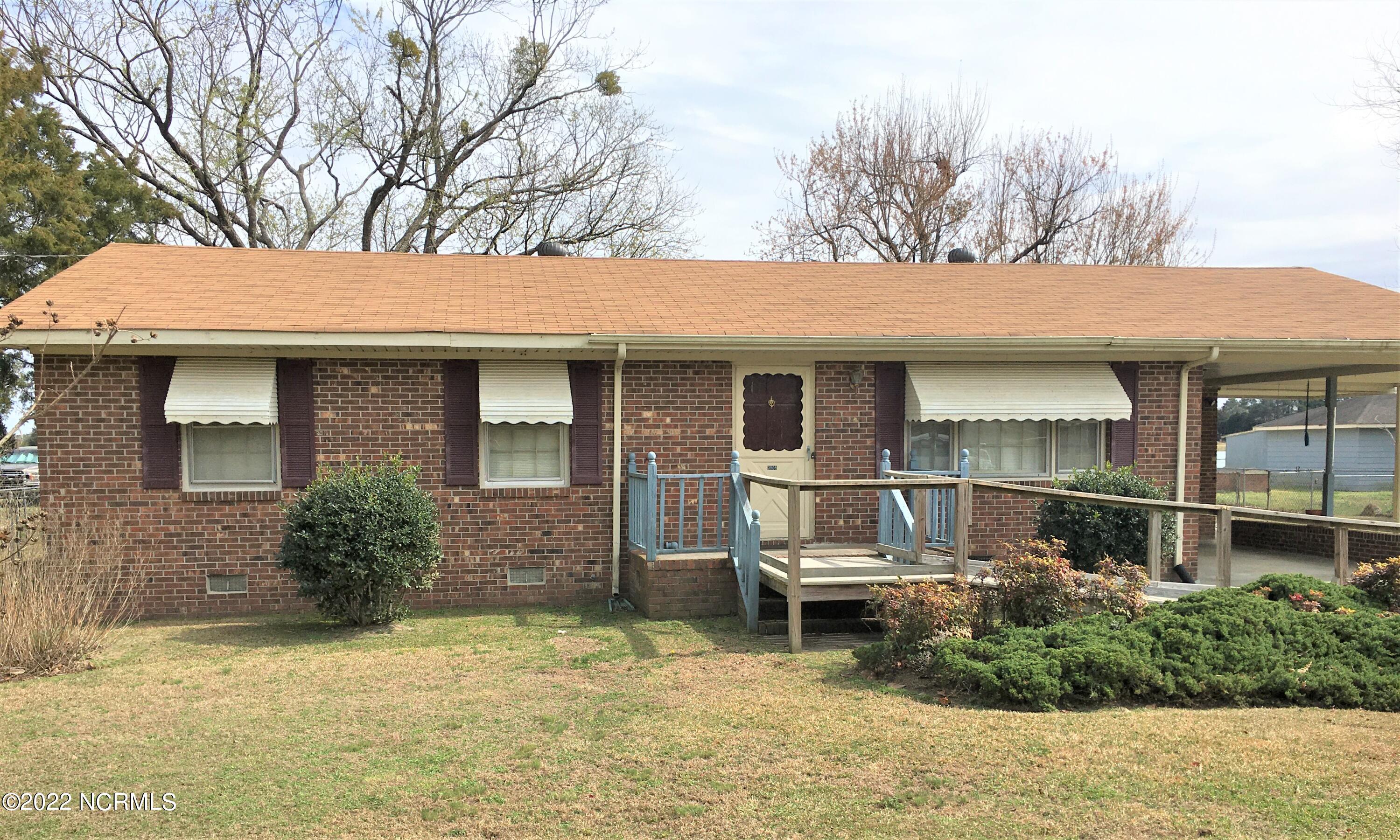 3905 Tower Hill Road Kinston, NC 28501 - Photo 37 of 38 Handicap Ramp Accessible