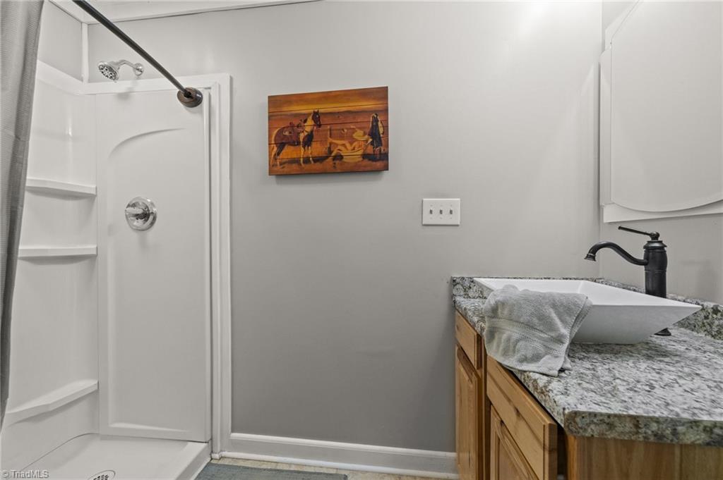 996 Smith Road Stoneville, NC 27048 - Photo 25 of 47 Gallery Image 25