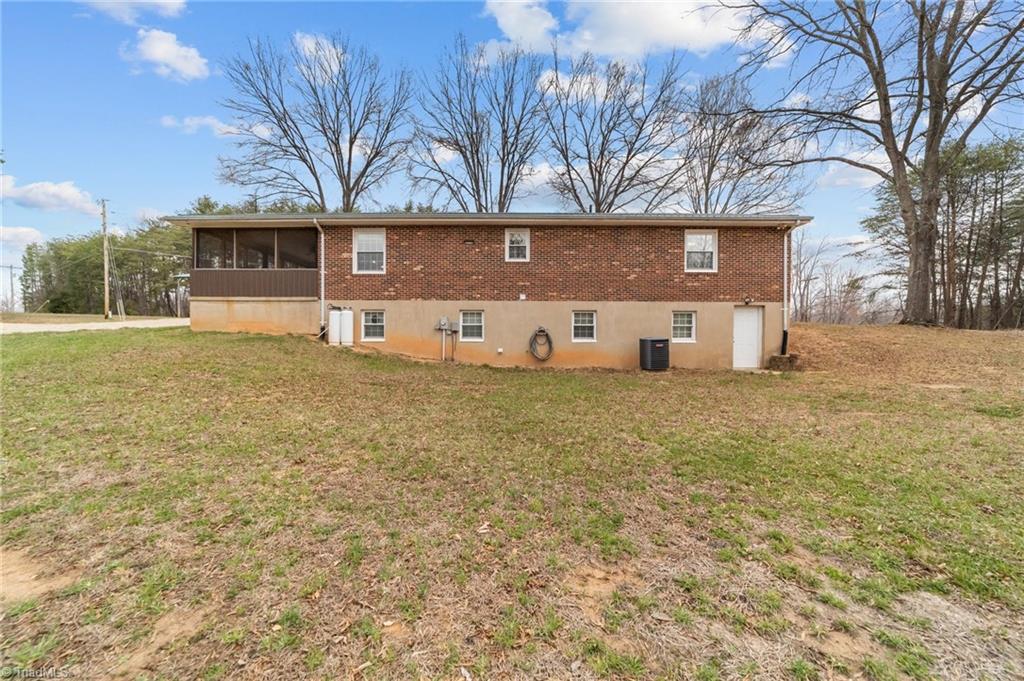 996 Smith Road Stoneville, NC 27048 - Photo 34 of 47 Gallery Image 34