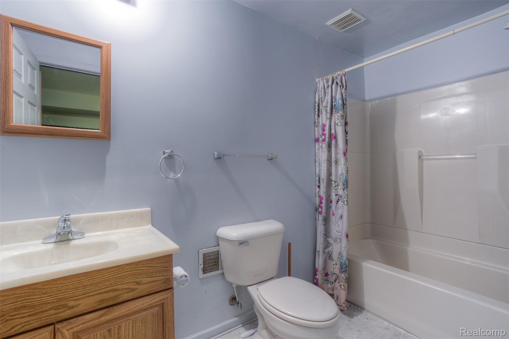 3930 Dunning Road Rochester, MI 48309 - Photo 33 of 49
