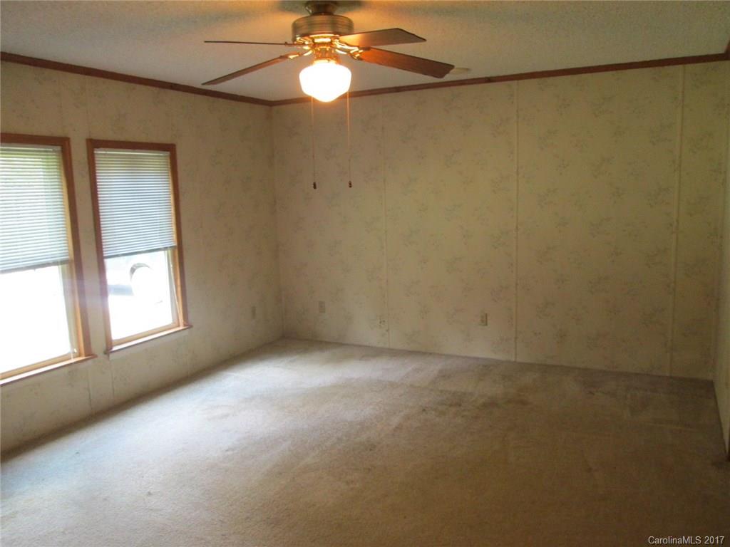 11224 Coble Road Charlotte, NC 28227 - Photo 11 of 20 Gallery Image 11