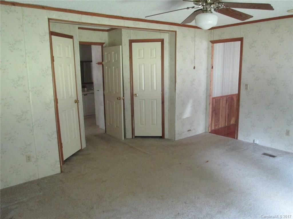 11224 Coble Road Charlotte, NC 28227 - Photo 12 of 20 Gallery Image 12