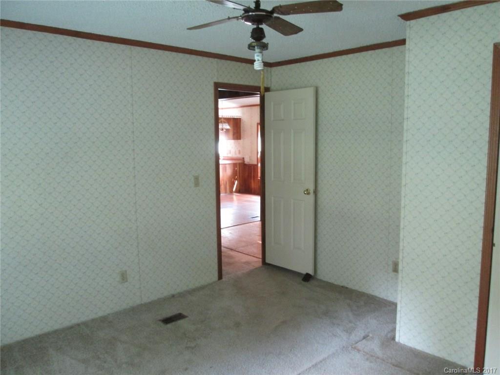 11224 Coble Road Charlotte, NC 28227 - Photo 16 of 20 Gallery Image 16