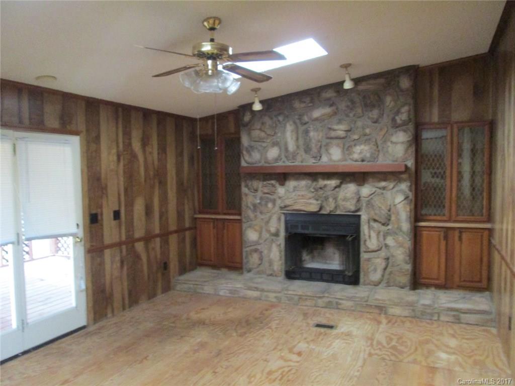 11224 Coble Road Charlotte, NC 28227 - Photo 9 of 20 Gallery Image 9