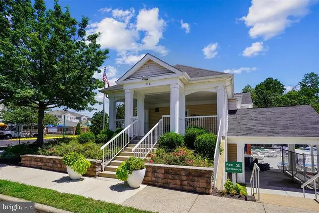 $479,900 | 2559 Peter Jefferson Lane, Herndon, VA 20171