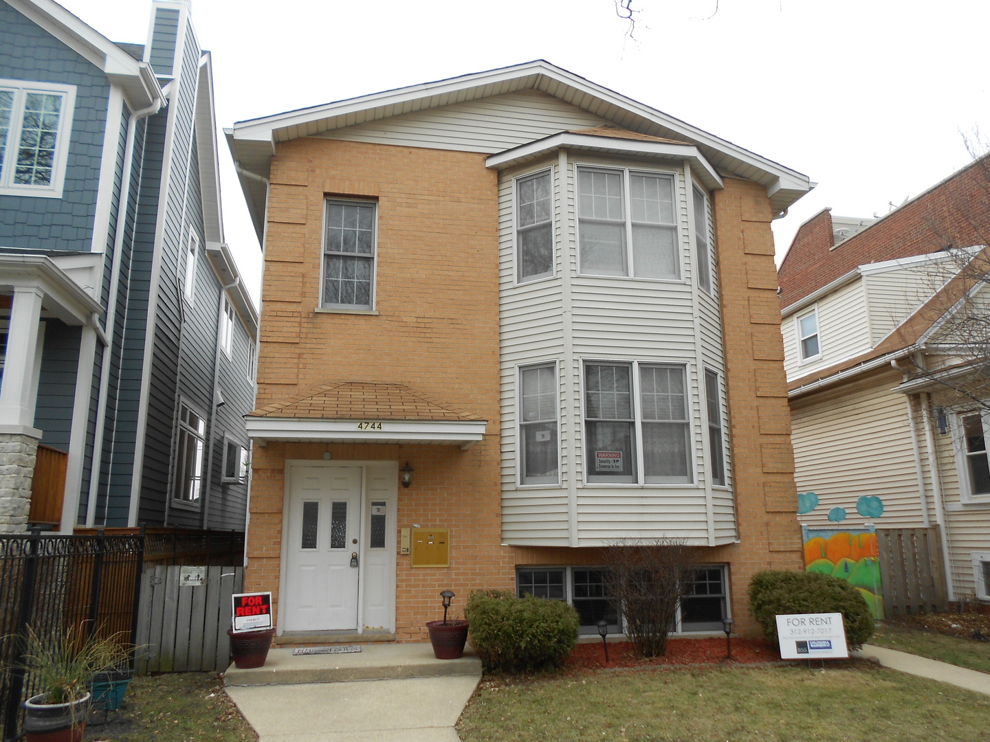 4744 North Hermitage Ave Unit G  