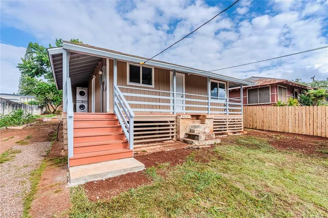 $845,000 | 224 Crest Avenue, Wahiawa, HI 96786