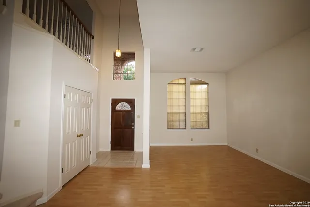 $2,000 | 6427 Lost Holly, San Antonio, TX 78240