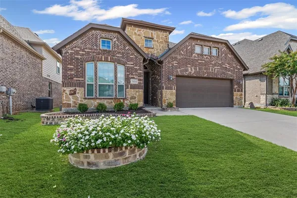 $2,550 | 3804 Carmel Hills Drive, Denton, TX 76208