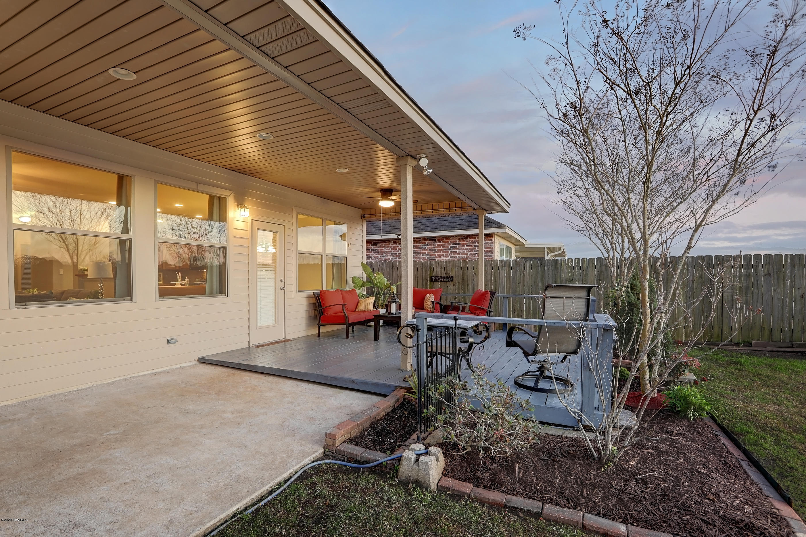 116 Still Waters Road Broussard, LA 70518 - Photo 6 of 47 Gallery Image 6