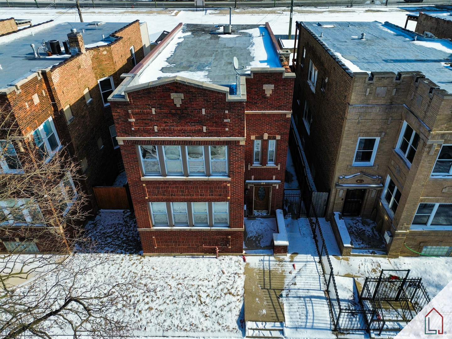 8237 South Green Street Chicago, IL 60620 - Photo 2 of 23