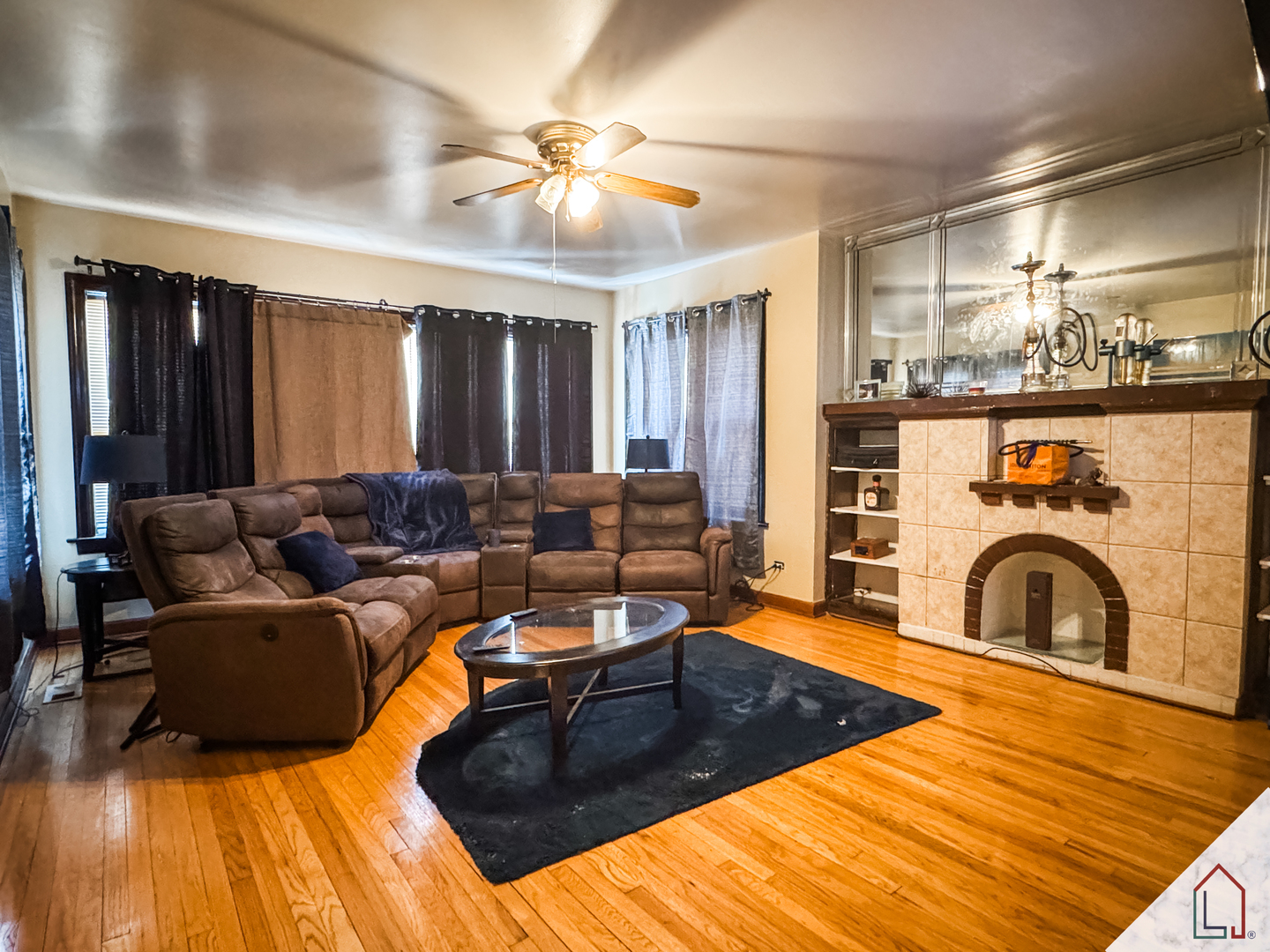 8237 South Green Street Chicago, IL 60620 - Photo 3 of 23