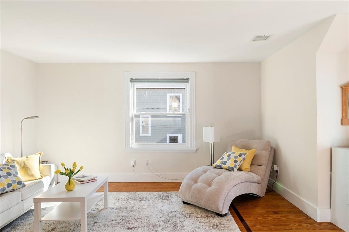 12 Barnes Road, Unit 2 Newton, MA 02458 - Photo 20 of 41 Gallery Image 20