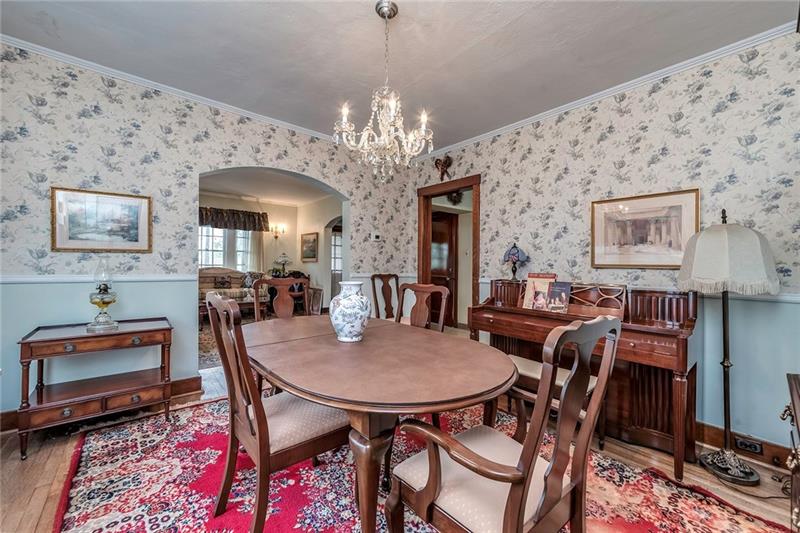 6521 Landview Road Pittsburgh, PA 15217 - Photo 12 of 25 Gallery Image 12