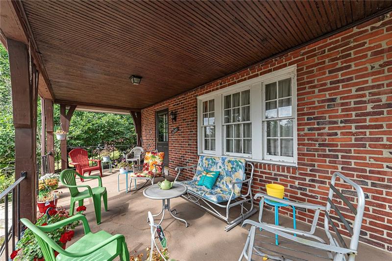 6521 Landview Road Pittsburgh, PA 15217 - Photo 3 of 25 Gallery Image 3
