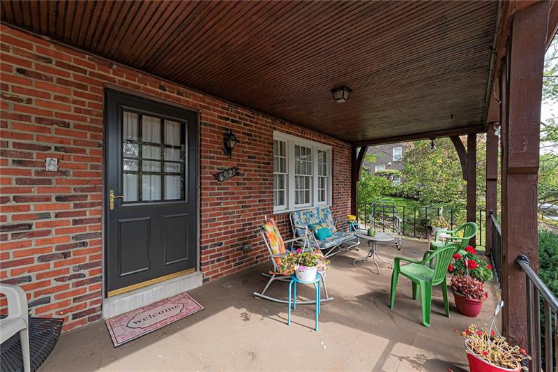 6521 Landview Road Pittsburgh, PA 15217 - Photo 4 of 25 Gallery Image 4