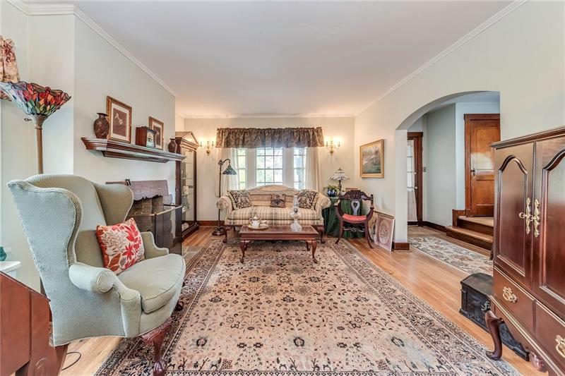 6521 Landview Road Pittsburgh, PA 15217 - Photo 10 of 25 Gallery Image 10