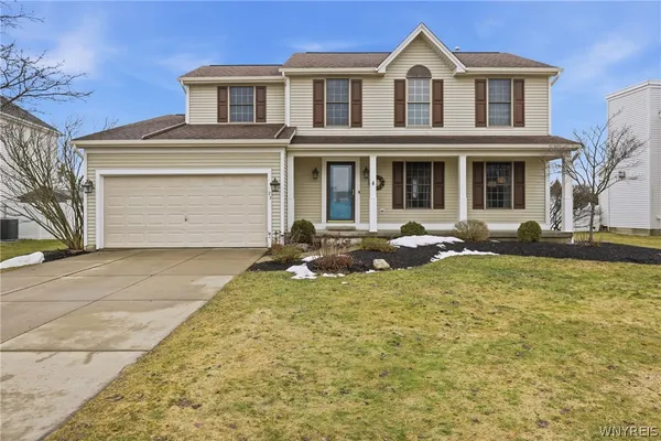 $489,000 | 23 Woodgate Drive, Lancaster, NY 14086