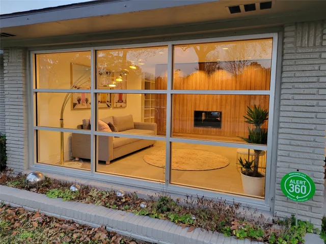 $6,000 | 6119 Waltway Drive, Houston, TX 77008