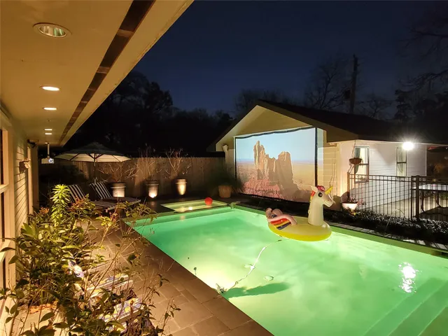 $6,000 | 6119 Waltway Drive, Houston, TX 77008