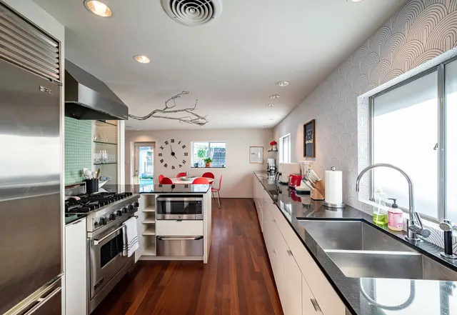 $6,000 | 6119 Waltway Drive, Houston, TX 77008