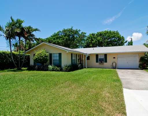 480 Neptune Road Juno Beach, FL 33408 - Photo 1 of 16 Primary Photo