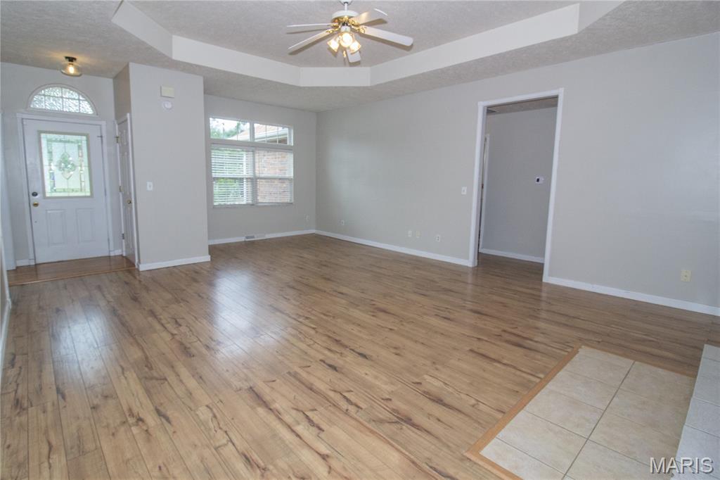 26266 Rambling Lane Richland, MO 65556 - Photo 4 of 51