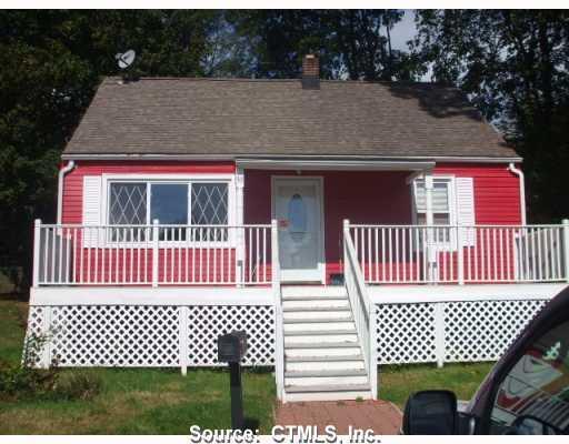39 Evelyn Road Derby, CT 06418 - Photo 1 of 1 Gallery Image 1