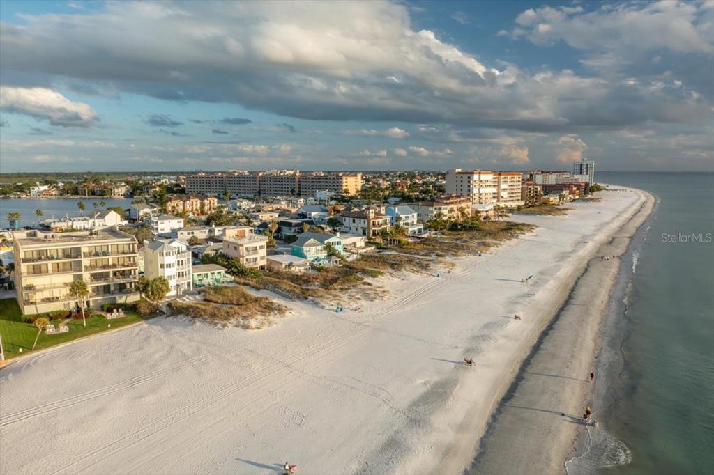 17852 Lee Avenue Redington Shores, FL 33708 - Photo 36 of 38