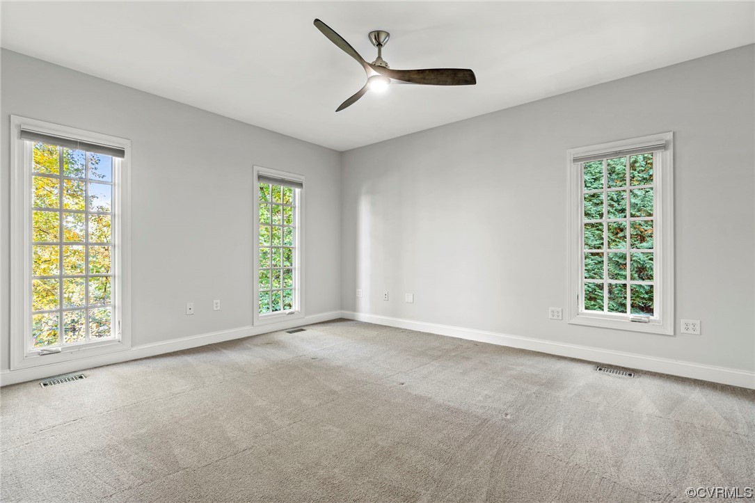 13213 Edmonton Drive Midlothian, VA 23113 - Photo 26 of 49 an empty room with windows and closet