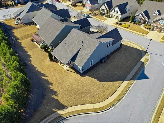 $575,000 | 3751 Golden Leaf Point Southwest, Gainesville, GA 30504