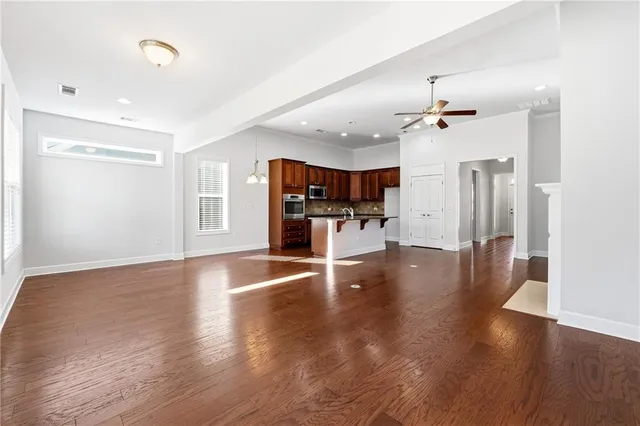 $575,000 | 3751 Golden Leaf Point Southwest, Gainesville, GA 30504