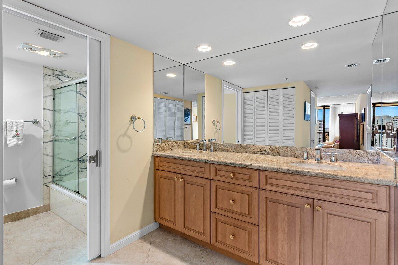 4740 South Ocean Boulevard, Unit 1515 Boca Raton, FL 33487 - Photo 19 of 56 Primary Bathroom