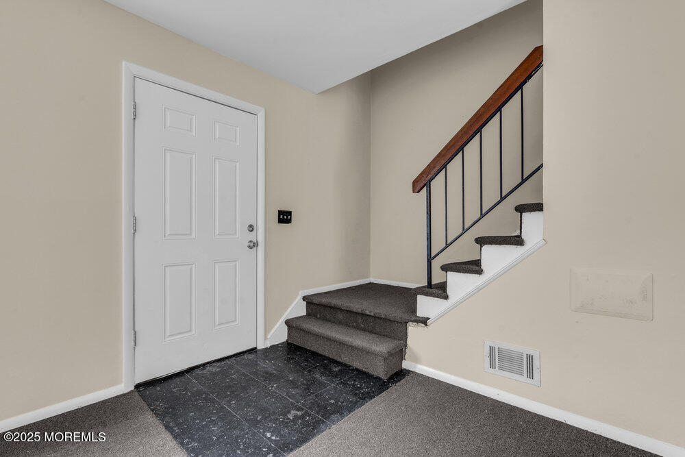802 Sandra Place Brick, NJ 08724 - Photo 10 of 35 010_dsc02940_721