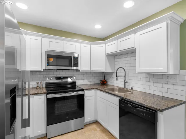 $429,900 | 10233 North Tyler Avenue, Portland, OR 97203