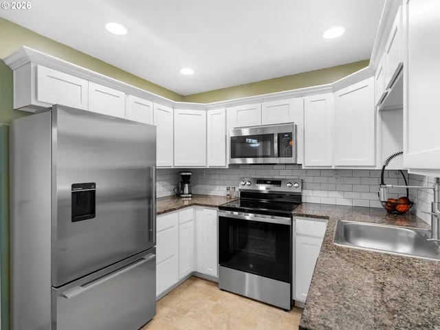 $429,900 | 10233 North Tyler Avenue, Portland, OR 97203