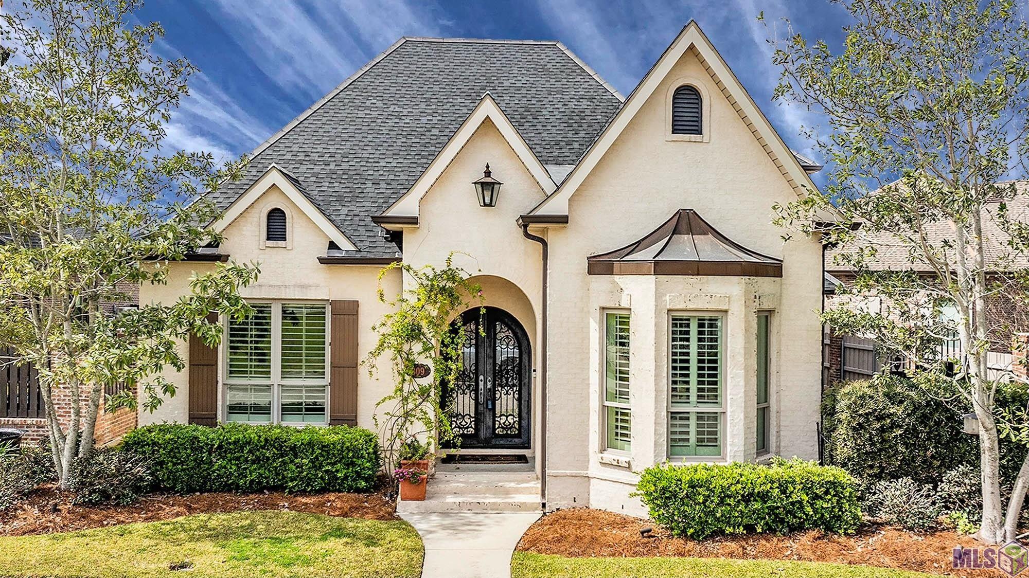 309 Rue Saint Rachel Houma, LA 70360 - Photo 1 of 27