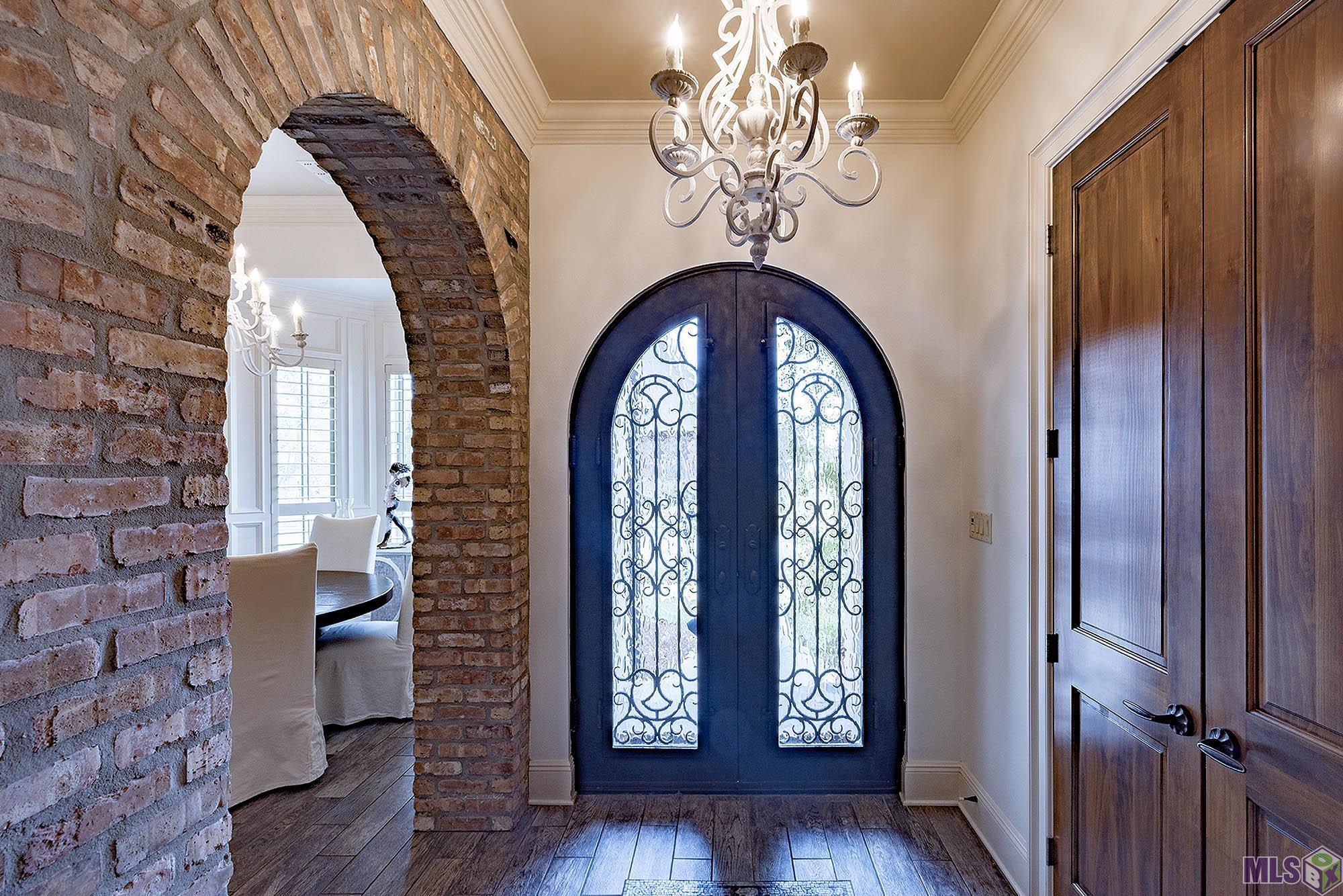 309 Rue Saint Rachel Houma, LA 70360 - Photo 2 of 27