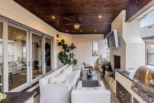 $719,000 | 309 Rue Saint Rachel, Houma, LA 70360