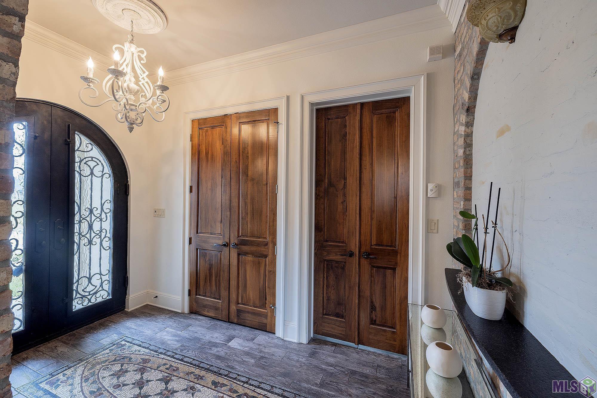 309 Rue Saint Rachel Houma, LA 70360 - Photo 4 of 27