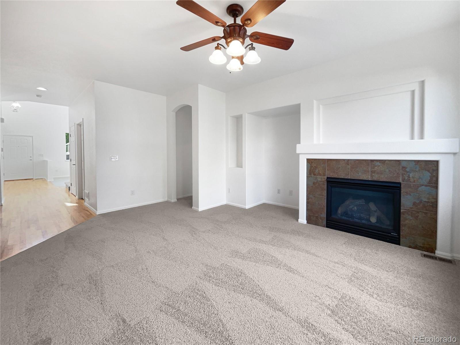 5606 Calgary Street Timnath, CO 80547 - Photo 3 of 45