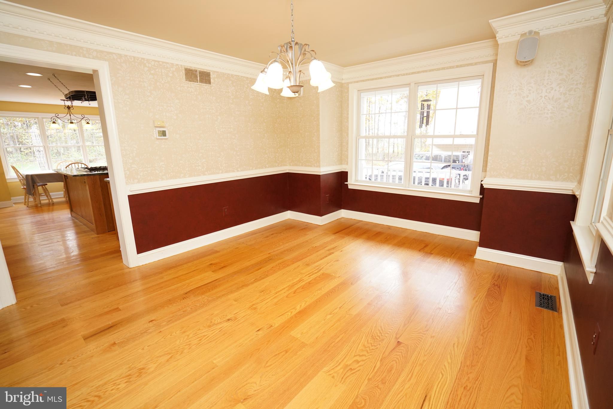 780 Forest Road Perkasie, PA 18944 - Photo 18 of 42 Hardwood Flooring & Crown Molding