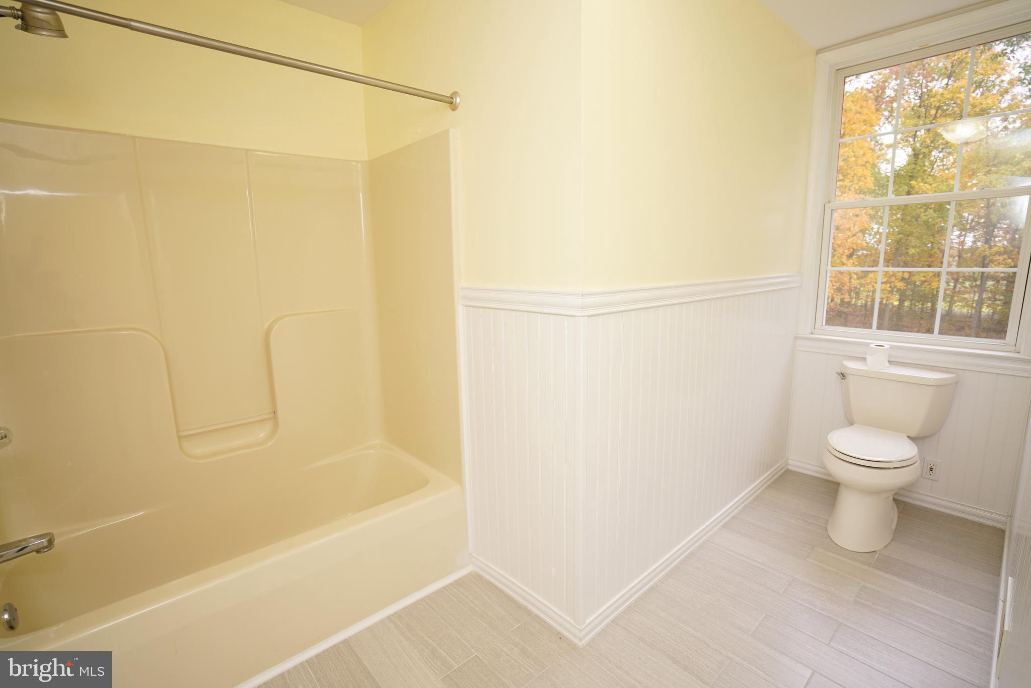 780 Forest Road Perkasie, PA 18944 - Photo 29 of 42 2nd Floor Hall Bath with new flooring