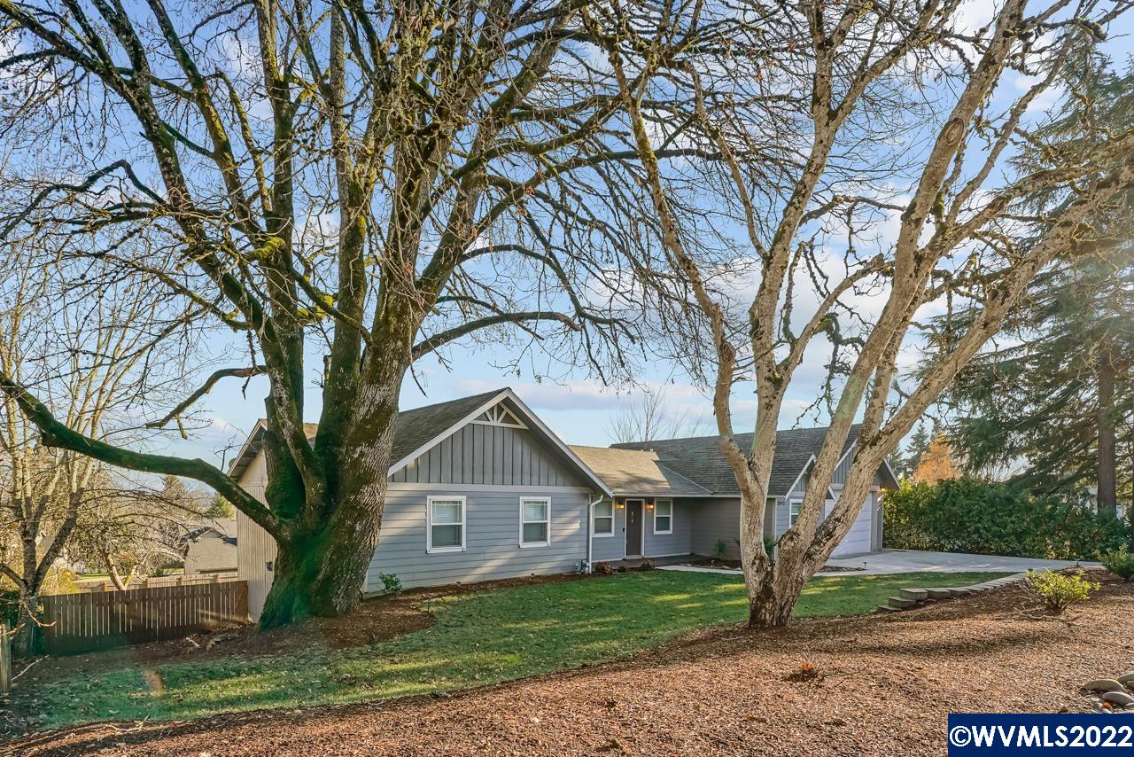 2942 Doaks Ferry Road Northwest Salem, OR 97304 - Photo 2 of 40